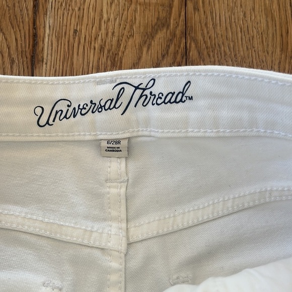 High-Rise Skinny Cropped Jeans - - Picture 4 of 6